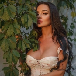 Шлюха Виолетта 39131