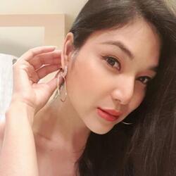 Шлюха Нана 44043